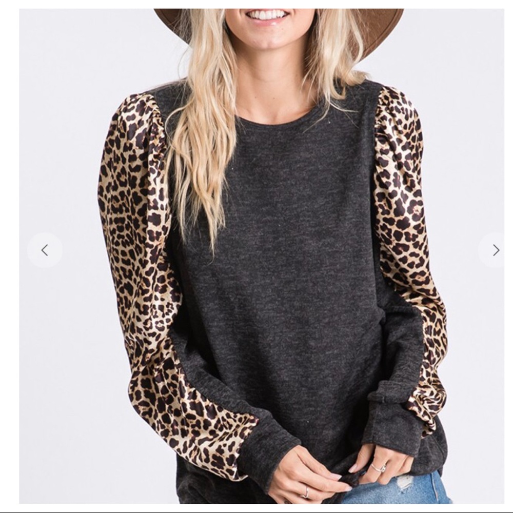 ShopEvelynne Charcoal Top with Leopard Print Sleeves
